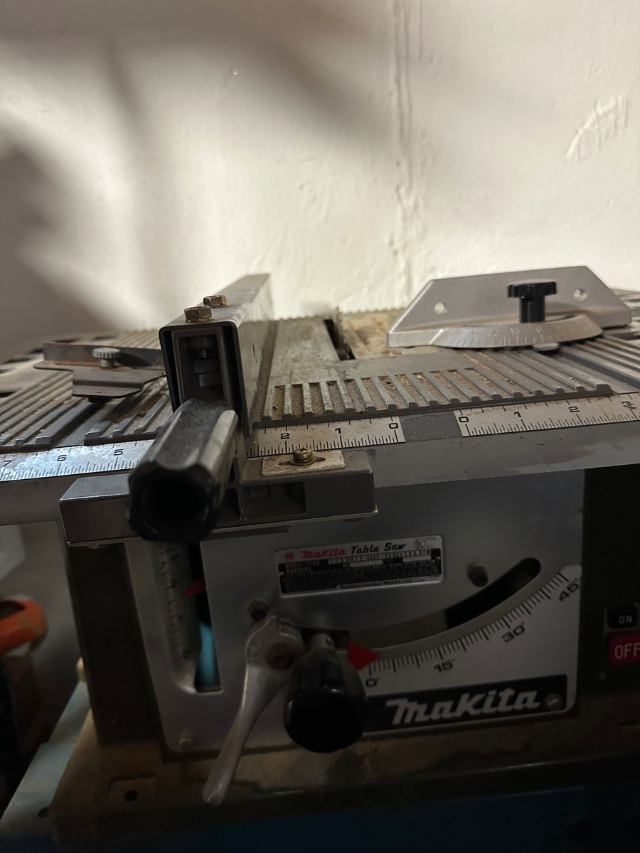 Makita table saw